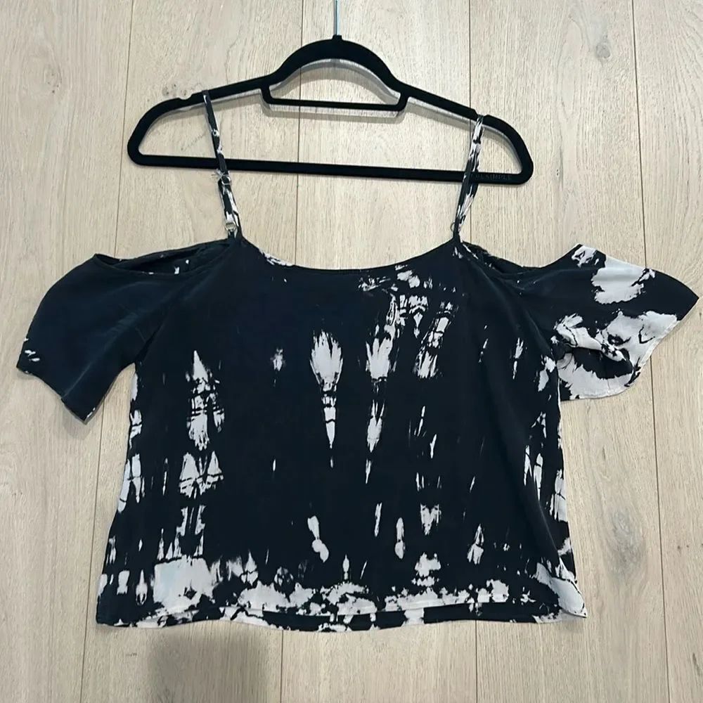 Tie dye tank with shoulder cut out